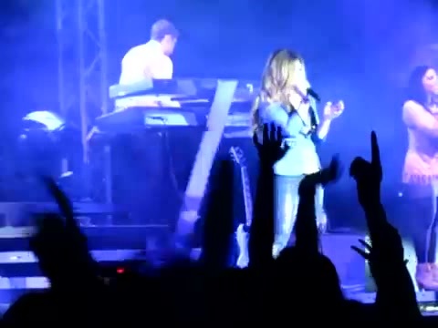 Demi Give Your Heart A Break In Panama (344) Demi Give Your Heart A Break In Panama (344)