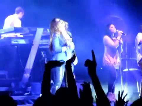 Demi Give Your Heart A Break In Panama (360) Demi Give Your Heart A Break In Panama (360)