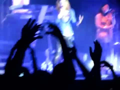 Demi Give Your Heart A Break In Panama (493) - Demi - Singing Give Your Heart A Break Live In Panama City