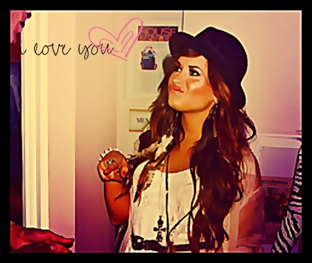 Nu mai tine usa ca sta si singura, Cocalaru` dracu`!!! [tipand la el]