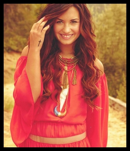 Bou esti mah`! [razand de el]