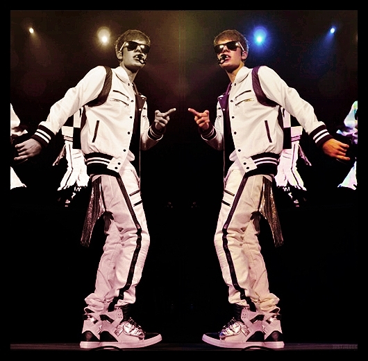 Mai iubeste fomeile! Si e moartea dupa mine! - 7_I am not who do you think i am