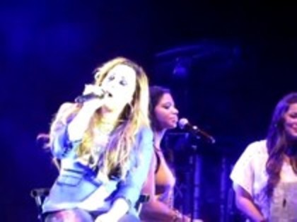 Demi - Lovato - How - to - Love - Live - at - the - Figali - Convention - Center (2446) - Demilush - How to Love Live at the Figali Convention Center Part oo6