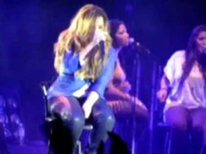 Demi - Lovato - How - to - Love - Live - at - the - Figali - Convention - Center (1973)