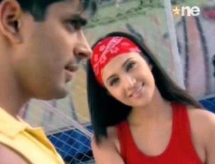 154791_266424946785000_117033455057484_560757_1018206144_n - 0-karan- shilpa