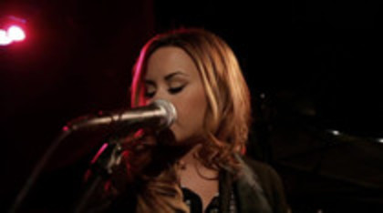 Demi Lovato - Give Your Heart A Break Piano only version (20) - Demi - Give Your Heart A Break Piano only version Part oo1
