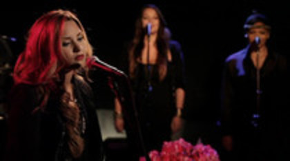 Demi Lovato - Give Your Heart A Break Piano only version (37) - Demi - Give Your Heart A Break Piano only version Part oo1
