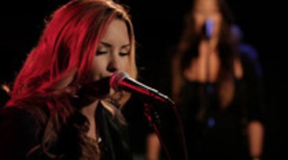 Demi Lovato - Give Your Heart A Break Piano only version (501) - Demi - Give Your Heart A Break Piano only version Part oo2
