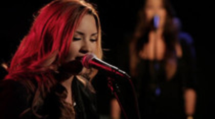 Demi Lovato - Give Your Heart A Break Piano only version (503) - Demi - Give Your Heart A Break Piano only version Part oo2