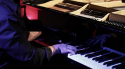 Demi Lovato - Give Your Heart A Break Piano only version (25)