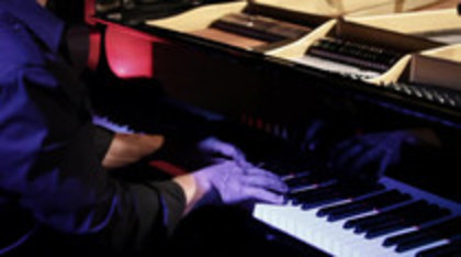 Demi Lovato - Give Your Heart A Break Piano only version (28)