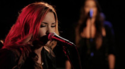 Demi Lovato - Give Your Heart A Break Piano only version (494)