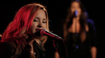 Demi Lovato - Give Your Heart A Break Piano only version (516) - Demi - Give Your Heart A Break Piano only version Part oo2