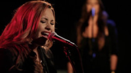 Demi Lovato - Give Your Heart A Break Piano only version (55) - Demi - Give Your Heart A Break Piano only version Part oo1
