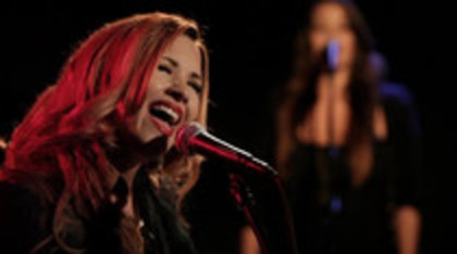 Demi Lovato - Give Your Heart A Break Piano only version (523) - Demi - Give Your Heart A Break Piano only version Part oo2