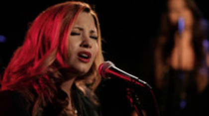 Demi Lovato - Give Your Heart A Break Piano only version (998) - Demi - Give Your Heart A Break Piano only version Part oo3