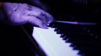 Demi Lovato - Give Your Heart A Break Piano only version (1018) - Demi - Give Your Heart A Break Piano only version Part oo3