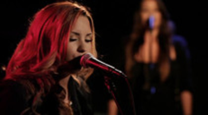 Demi Lovato - Give Your Heart A Break Piano only version (962) Demi Lovato - Give Your Heart A Break Piano only version (962)