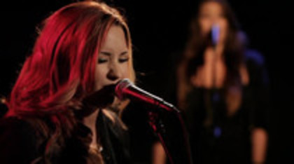 Demi Lovato - Give Your Heart A Break Piano only version (975)