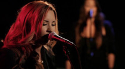 Demi Lovato - Give Your Heart A Break Piano only version (966) Demi Lovato - Give Your Heart A Break Piano only version (966)