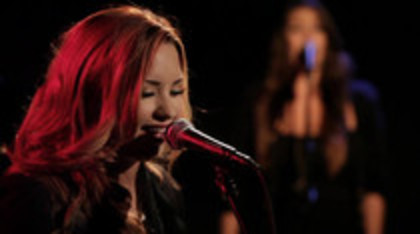 Demi Lovato - Give Your Heart A Break Piano only version (978) Demi Lovato - Give Your Heart A Break Piano only version (978)