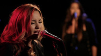 Demi Lovato - Give Your Heart A Break Piano only version (983) Demi Lovato - Give Your Heart A Break Piano only version (983)