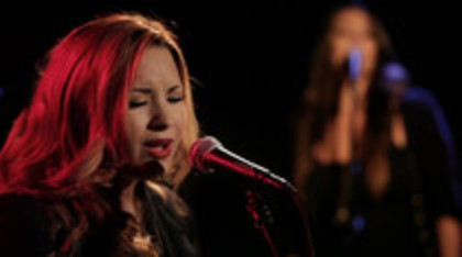 Demi Lovato - Give Your Heart A Break Piano only version (986) Demi Lovato - Give Your Heart A Break Piano only version (986)