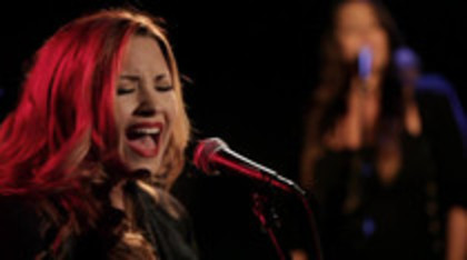 Demi Lovato - Give Your Heart A Break Piano only version (988) Demi Lovato - Give Your Heart A Break Piano only version (988)