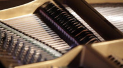 Demi Lovato - Give Your Heart A Break Piano only version (1007) - Demi - Give Your Heart A Break Piano only version Part oo3