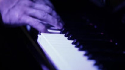 Demi Lovato - Give Your Heart A Break Piano only version (1011) Demi Lovato - Give Your Heart A Break Piano only version (1011)