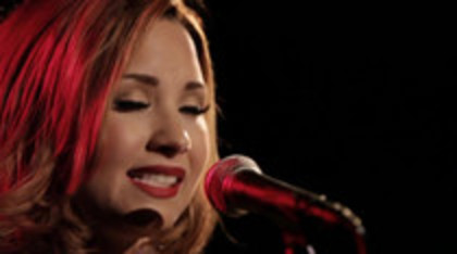 Demi Lovato - Give Your Heart A Break Piano only version (1495) Demi Lovato - Give Your Heart A Break Piano only version (1495)