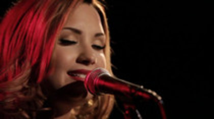 Demi Lovato - Give Your Heart A Break Piano only version (1467) Demi Lovato - Give Your Heart A Break Piano only version (1467)