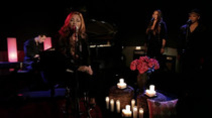Demi Lovato - Give Your Heart A Break Piano only version (1452) - Demi - Give Your Heart A Break Piano only version Part oo4