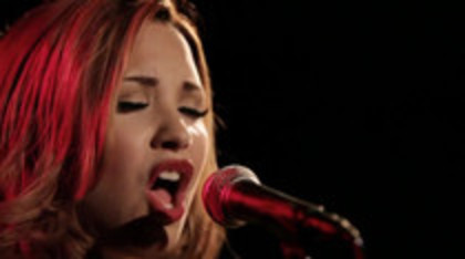 Demi Lovato - Give Your Heart A Break Piano only version (1496) - Demi - Give Your Heart A Break Piano only version Part oo4