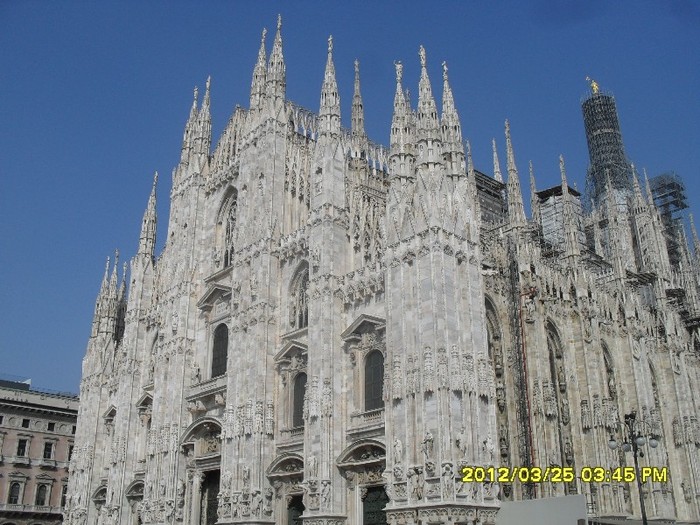 SDC17499 - Domul din Milano