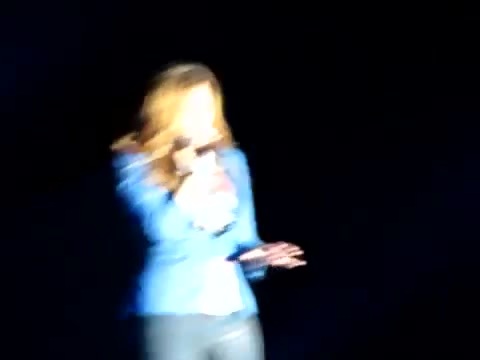 Demi Unbroken Live In Panama (1089) - Demi - Unbroken Live In Panama City Part oo2