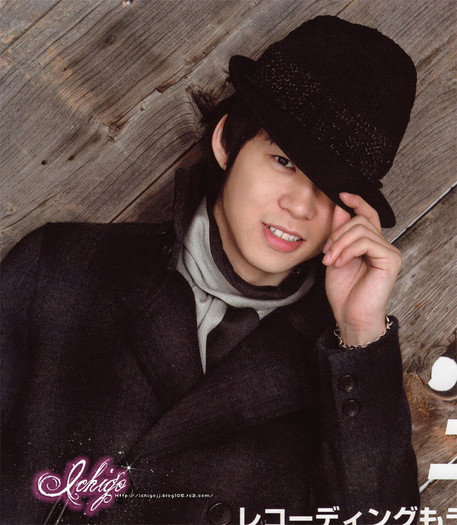 25 - Micky Yoochun