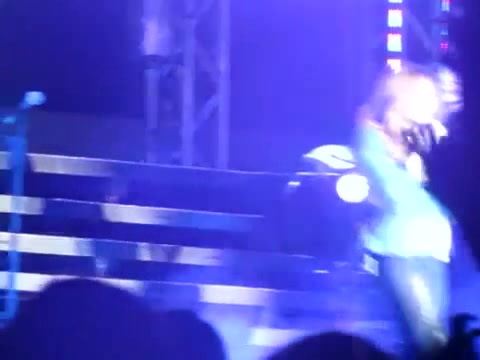 Demi Unbroken Live In Panama (1777) - Demi - Unbroken Live In Panama City Part oo3