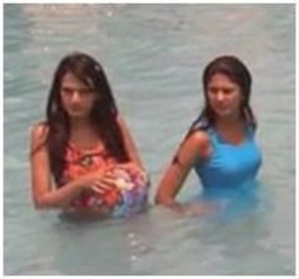 207210_138250429580278_131563576915630_228123_1007796_a - Jenny 2