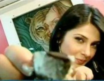 253870_150199785052009_131563576915630_300558_3444948_a - Jenny 2