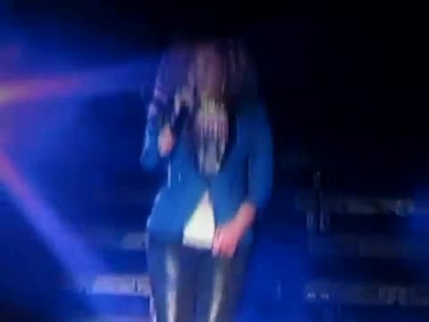 Demi Unbroken Live In Panama (2059)