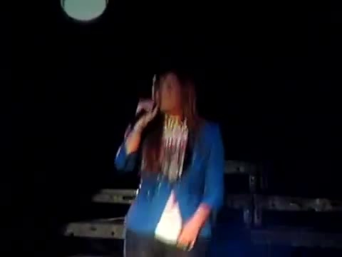 Demi Unbroken Live In Panama (2078) - Demi - Unbroken Live In Panama City Part oo4