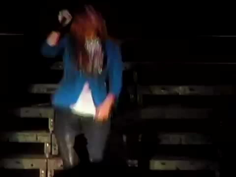 Demi Unbroken Live In Panama (2138)