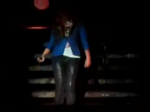 Demi Unbroken Live In Panama (2186)