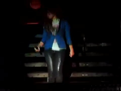 Demi Unbroken Live In Panama (2189)
