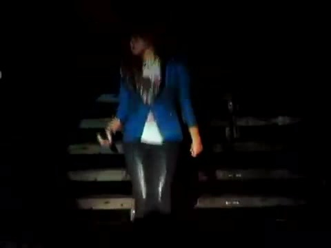 Demi Unbroken Live In Panama (2190)