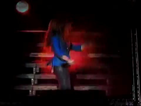 Demi Unbroken Live In Panama (2248)