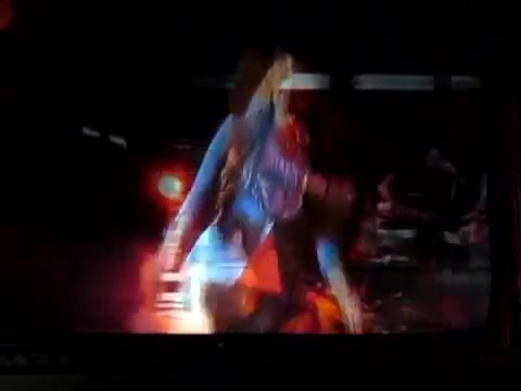 Demi Unbroken Live In Panama (2328)