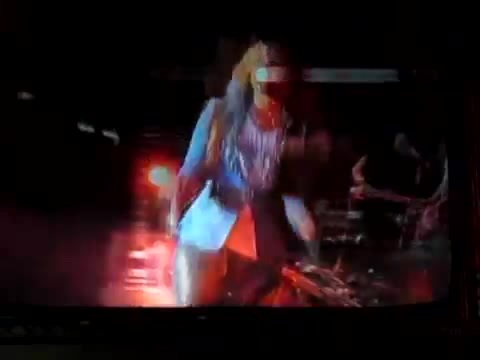Demi Unbroken Live In Panama (2330)