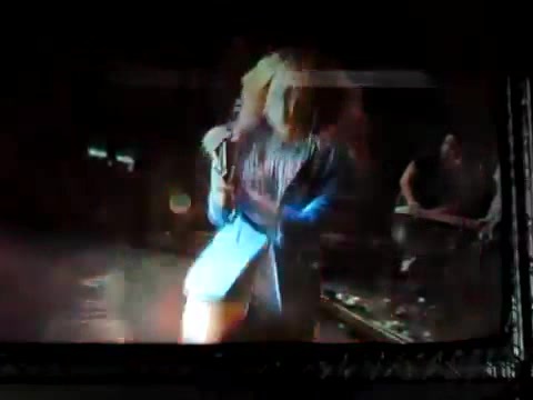 Demi Unbroken Live In Panama (2335)